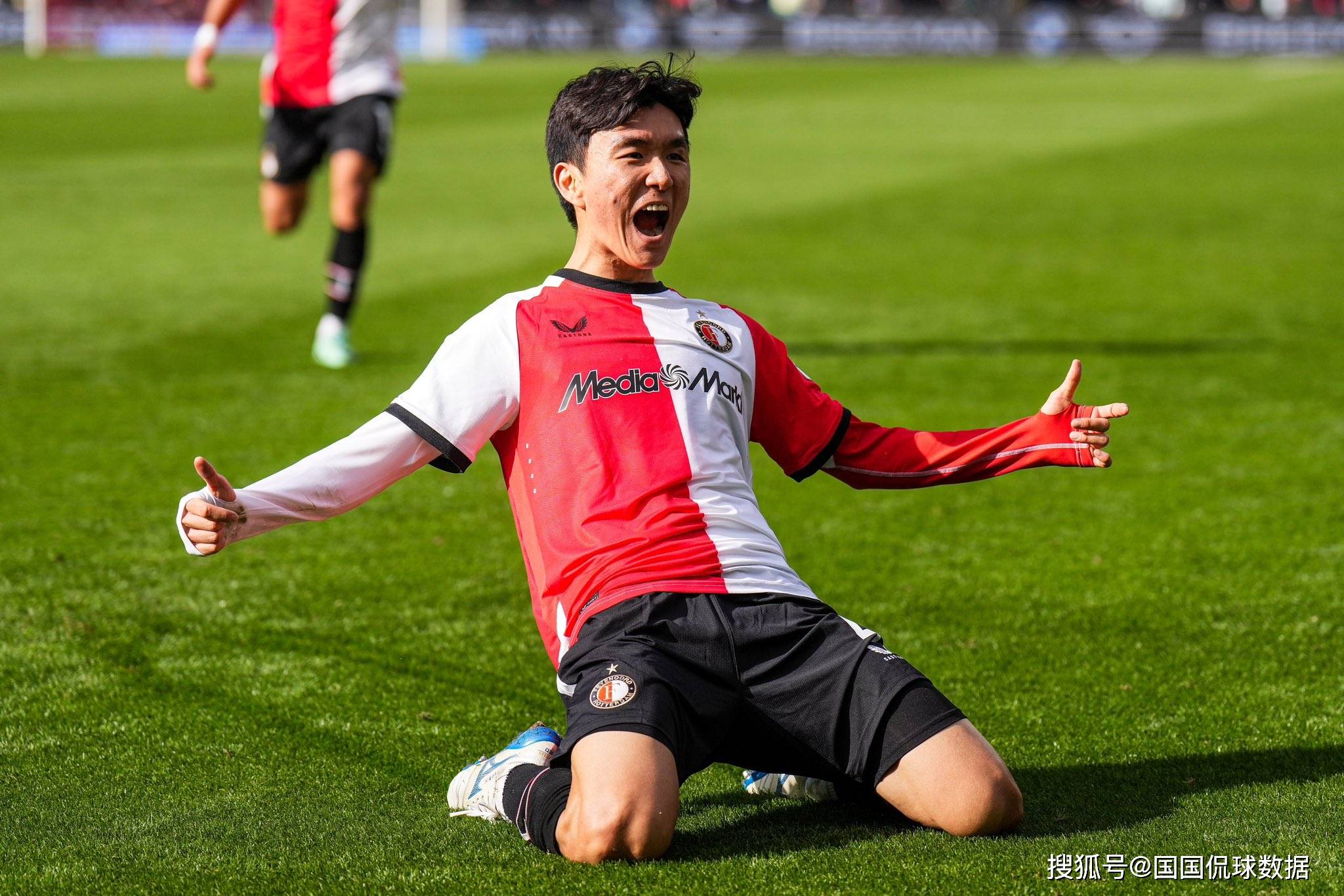 包含赛前费耶诺德复出首秀：NBA总决赛节点到来，态度坚定，资深球员宣示担当的词条