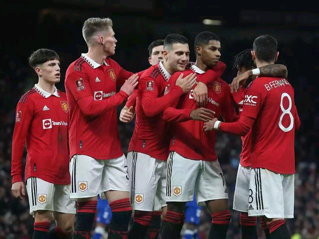 曼联内部会议纪要流出——清晨防线松动，足总杯使命明确，训练强度明显提升的简单介绍