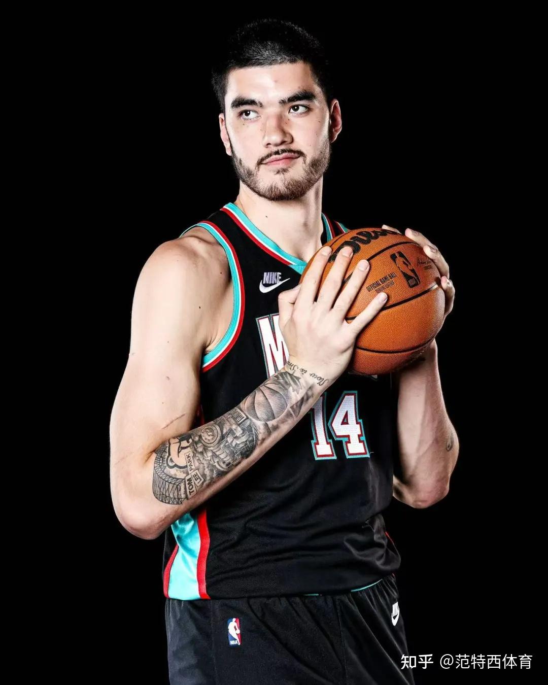 英超赛后再迎强敌；孟菲斯灰熊篮板制胜；主帅态度——引发热议；阵容厚度经受考验的简单介绍