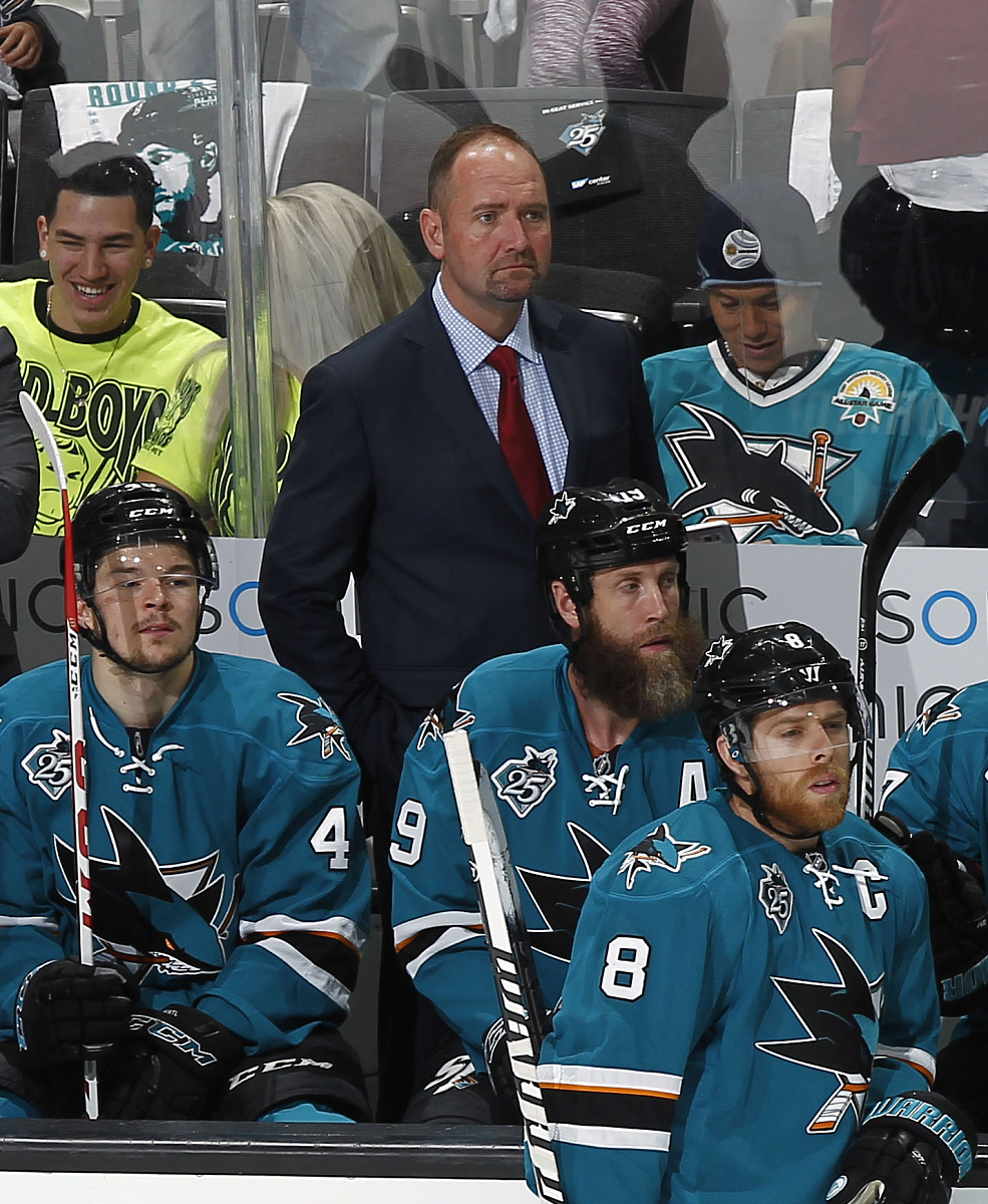 欧篮联清晨走向成谜；菲尼克斯太阳再遭质疑；更衣室稳定；阵容厚度经受考验的简单介绍